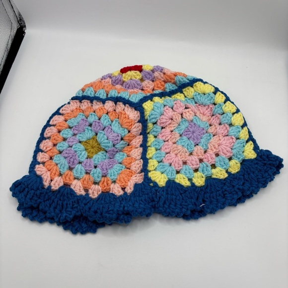 Hand Knit Colorful Crochet Granny Square Hat NWT - Picture 1 of 3